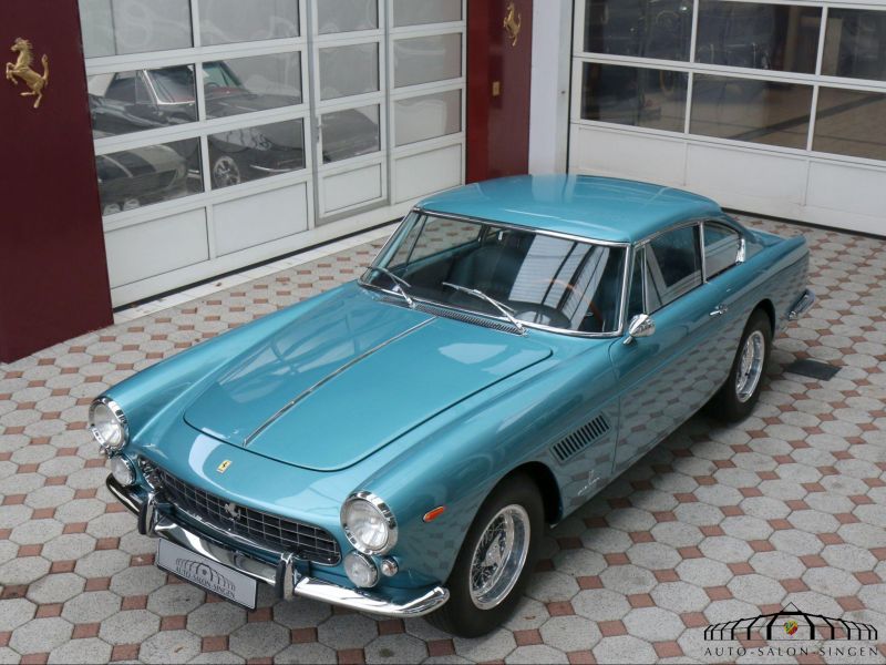 Ferrari 250 GT/E 2+2