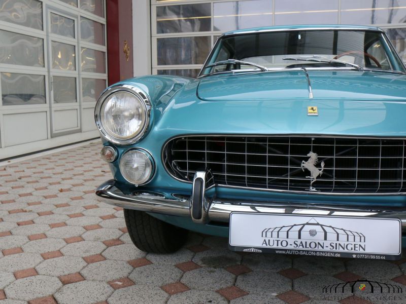Ferrari 250 GT/E 2+2