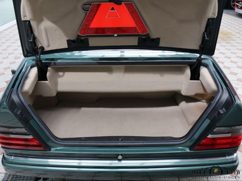 Mercedes-Benz E 320 Cabrio