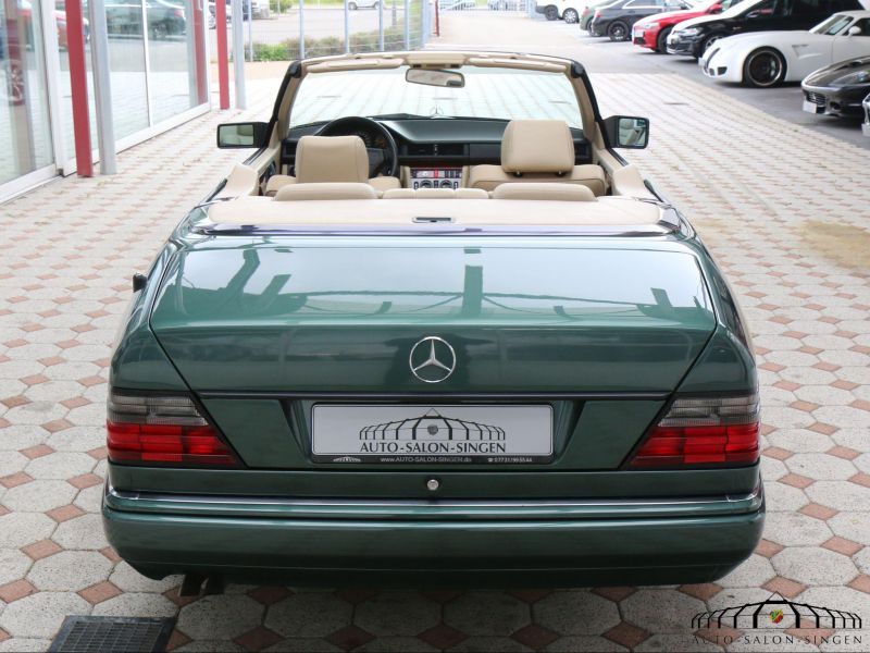 Mercedes-Benz E 320 Cabrio