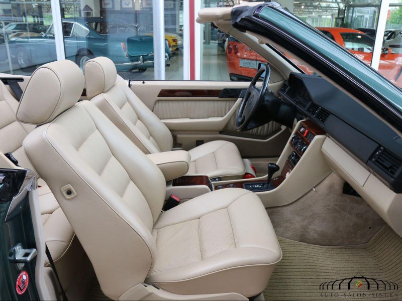 Mercedes-Benz E 320 Cabrio