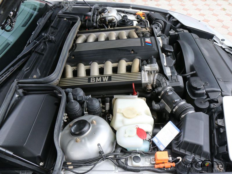 BMW 850 CSI