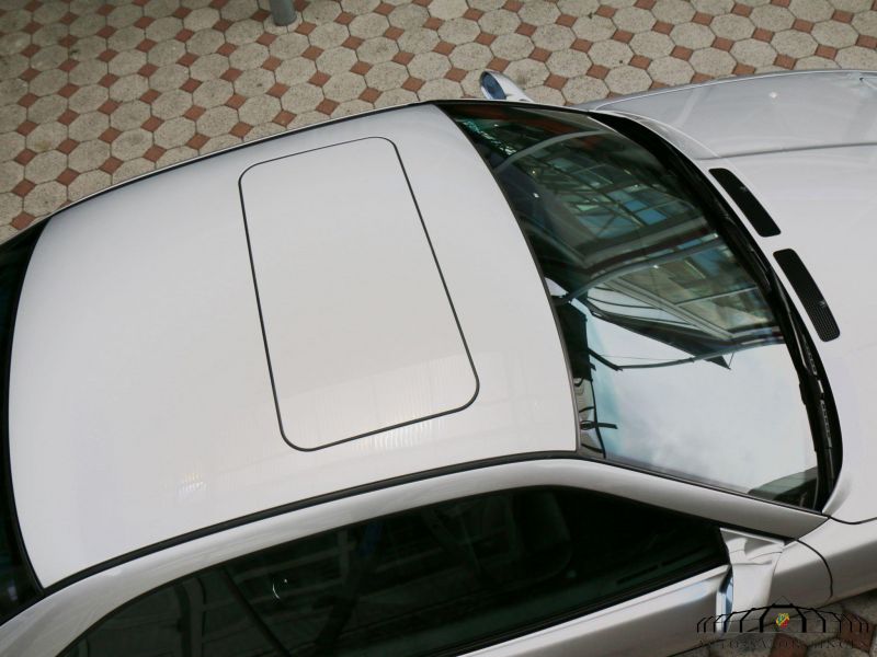 BMW 850 CSI