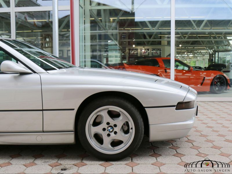 BMW 850 CSI