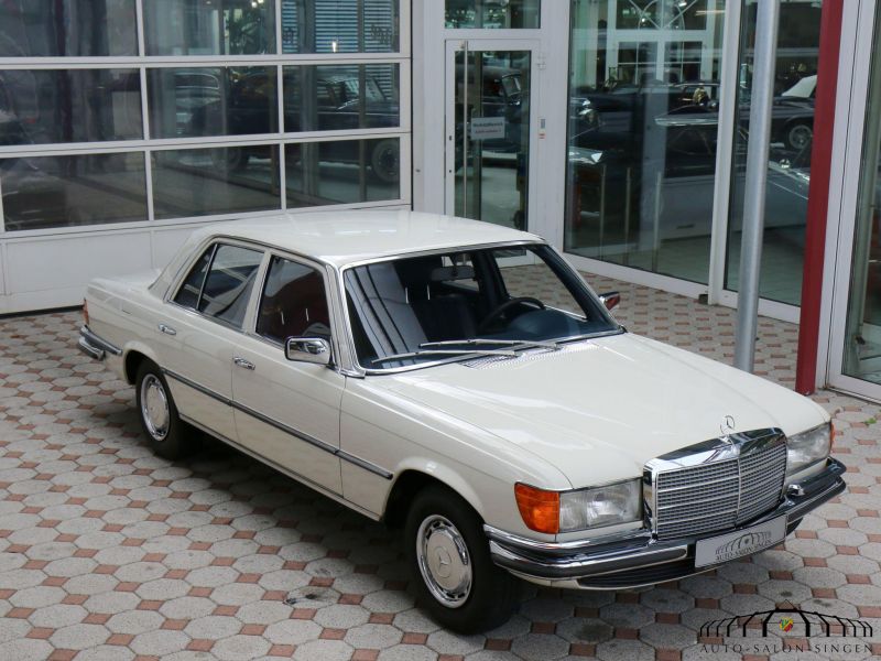 Mercedes-Benz 280 S Limousine