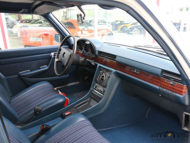 Mercedes-Benz 280 S Limousine