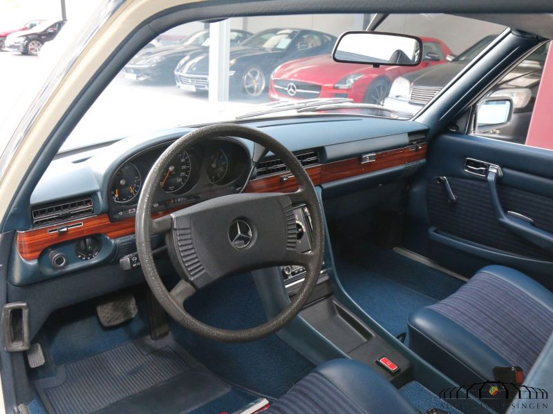Mercedes-Benz 280 S Limousine