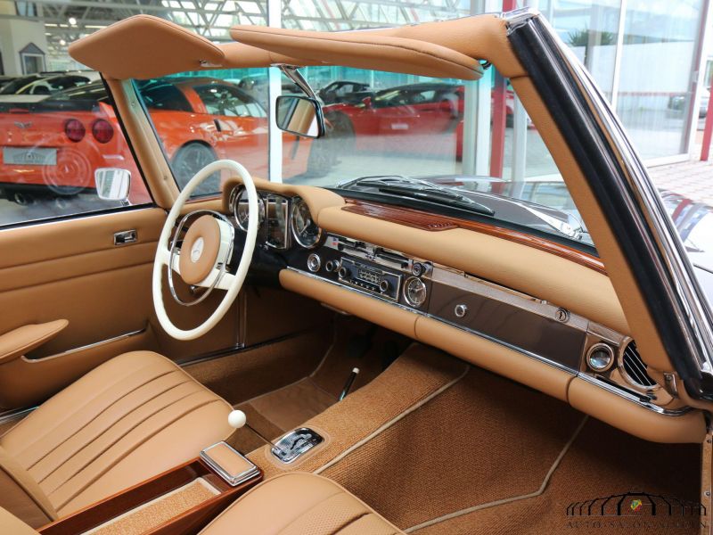 Mercedes-Benz 280 SL Pagode 