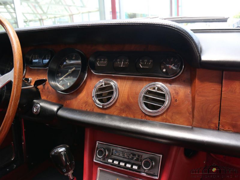 Ferrari 330 GT 2+2 Serie 2