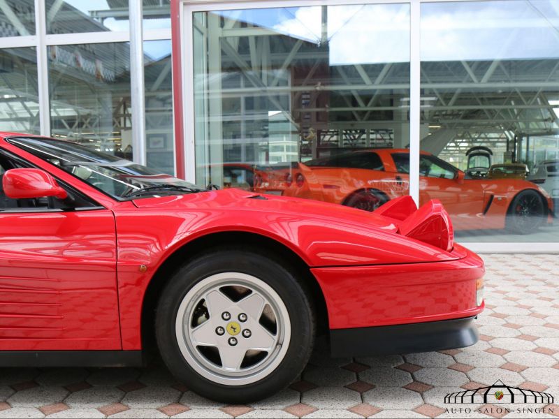 Ferrari Testarossa