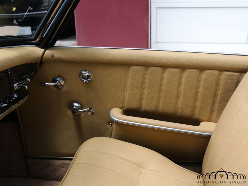 Mercedes-Benz 190 SL