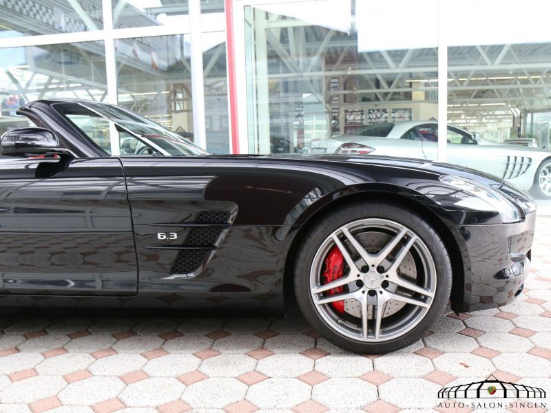 Mercedes-Benz SLS AMG GT Roadster