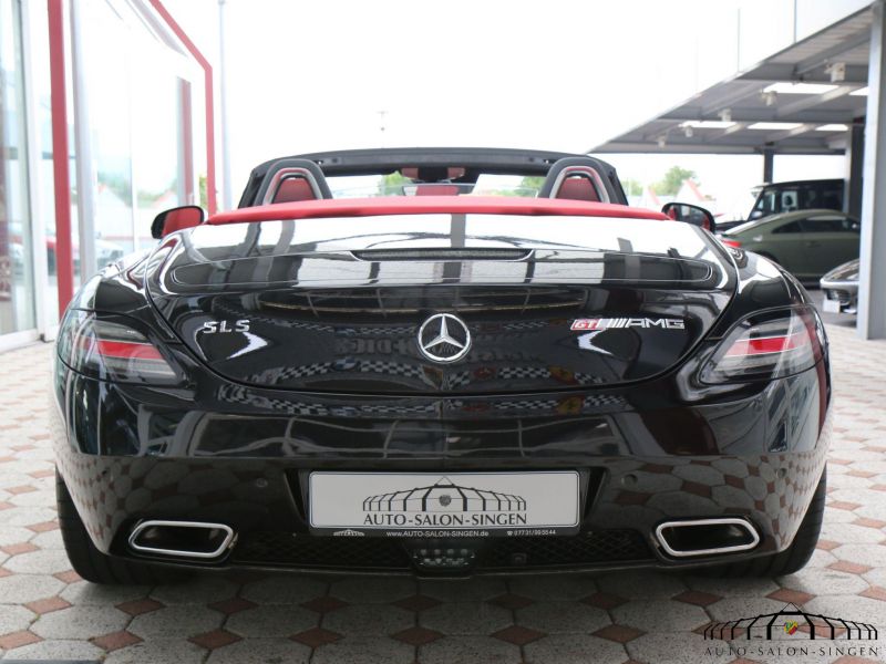 Mercedes-Benz SLS AMG GT Roadster