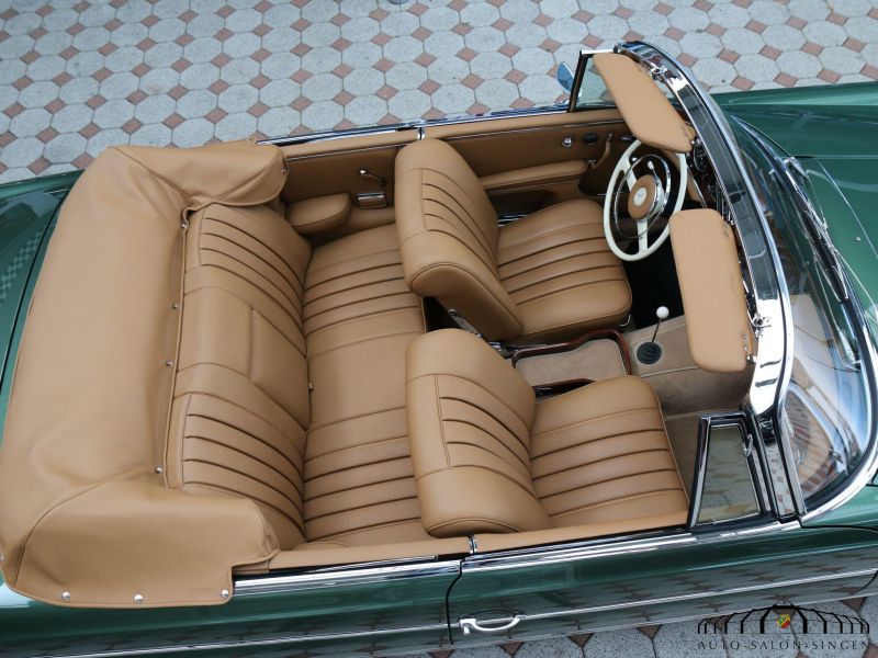 Mercedes-Benz 220 SE b Cabrio