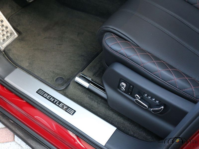 Bentley Bentayga V8