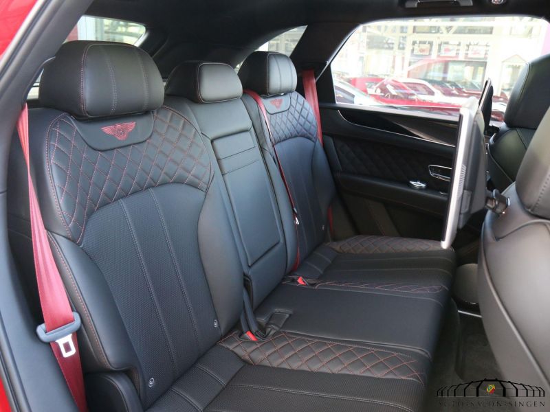 Bentley Bentayga V8