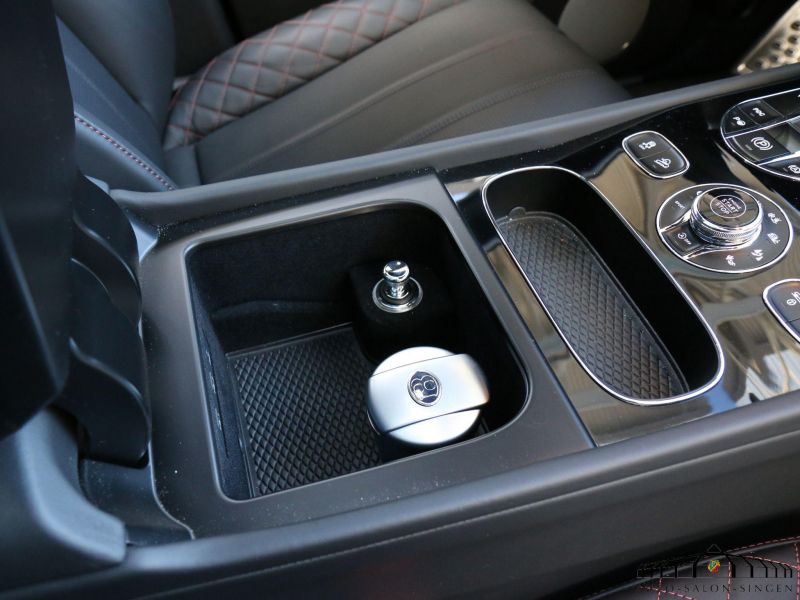Bentley Bentayga V8