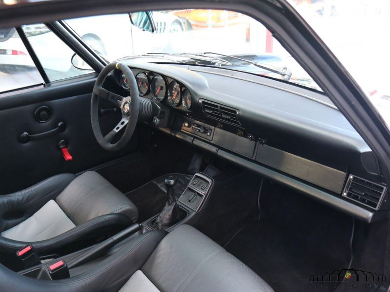 Porsche 964 Carrera RS