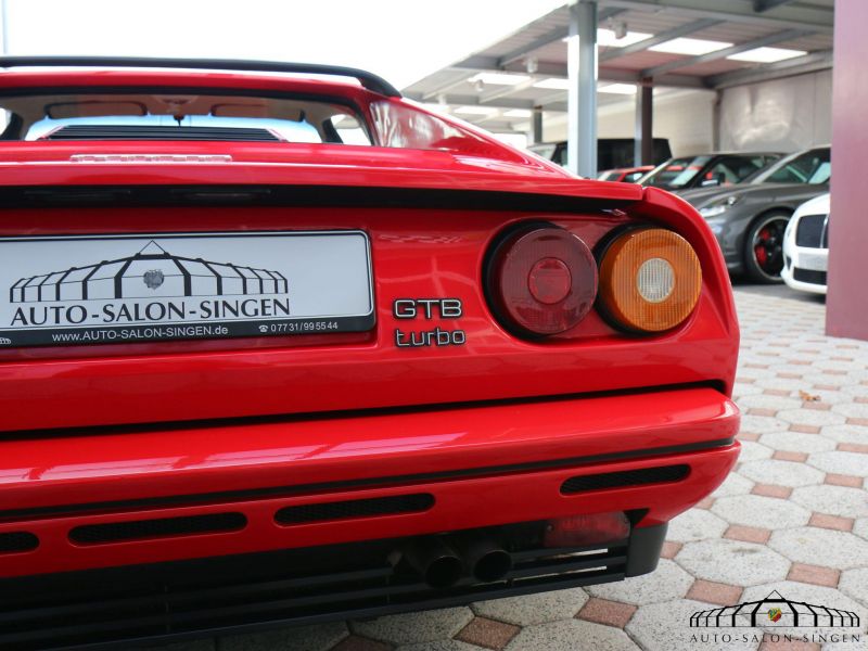 Ferrari 208 GTB Turbo