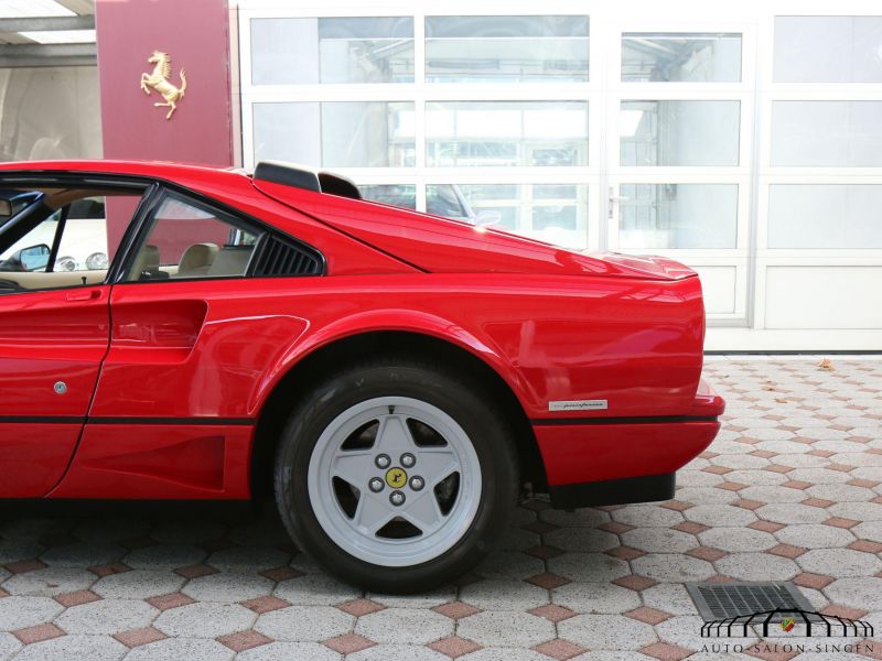 Ferrari 208 GTB Turbo