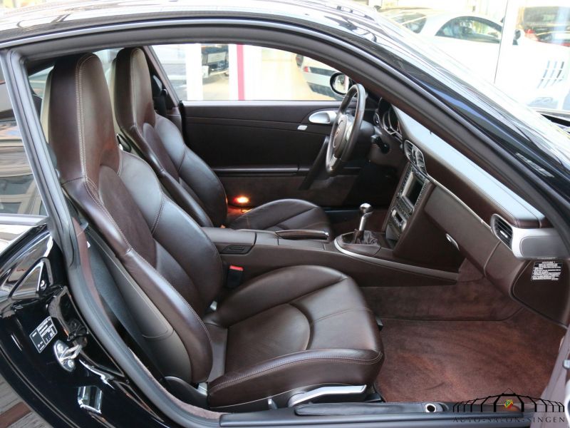 Porsche 997 Carrera 4S 