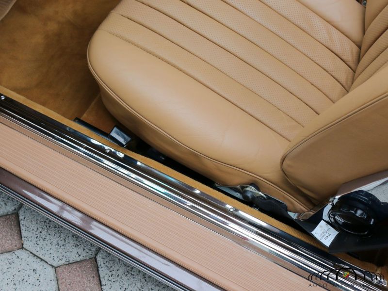 Mercedes-Benz 380 SL