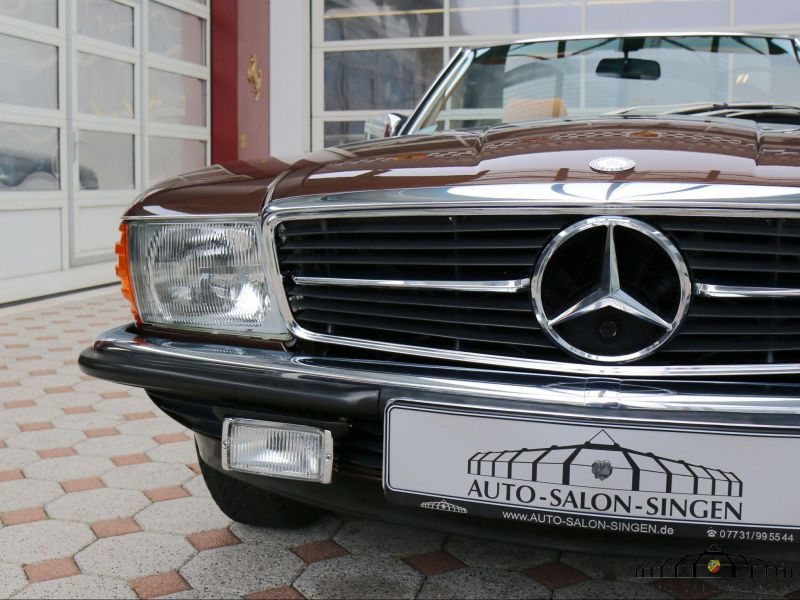 Mercedes-Benz 380 SL