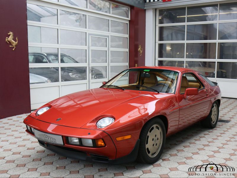 Porsche 928 S