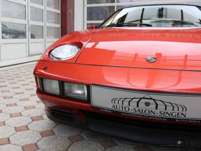 Porsche 928 S