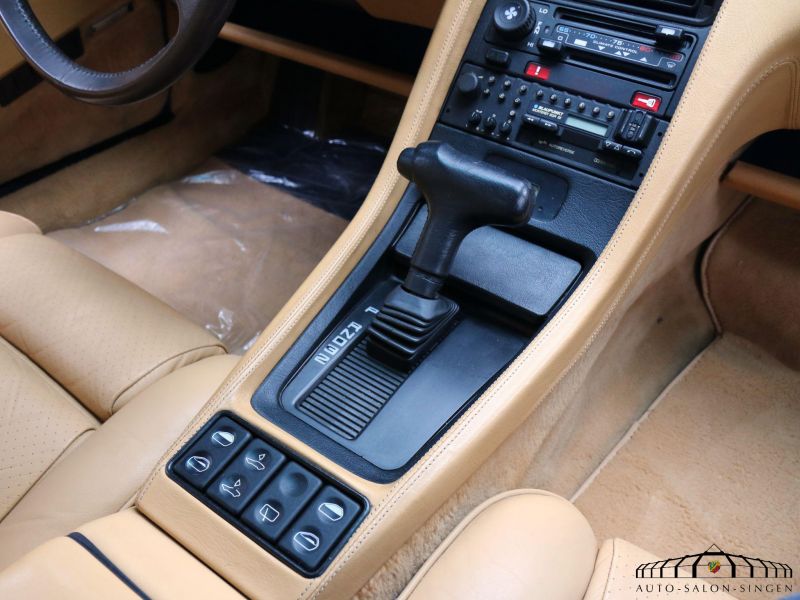 Porsche 928 S