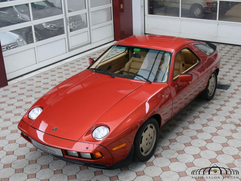 Porsche 928 S