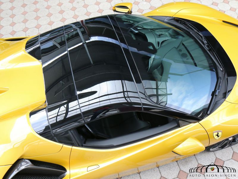 Ferrari SF90 Spider