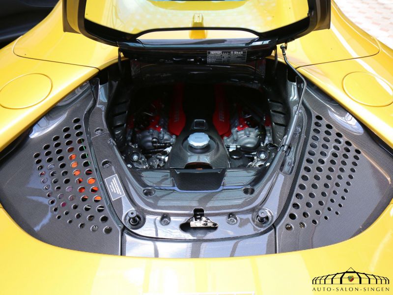 Ferrari SF90 Spider