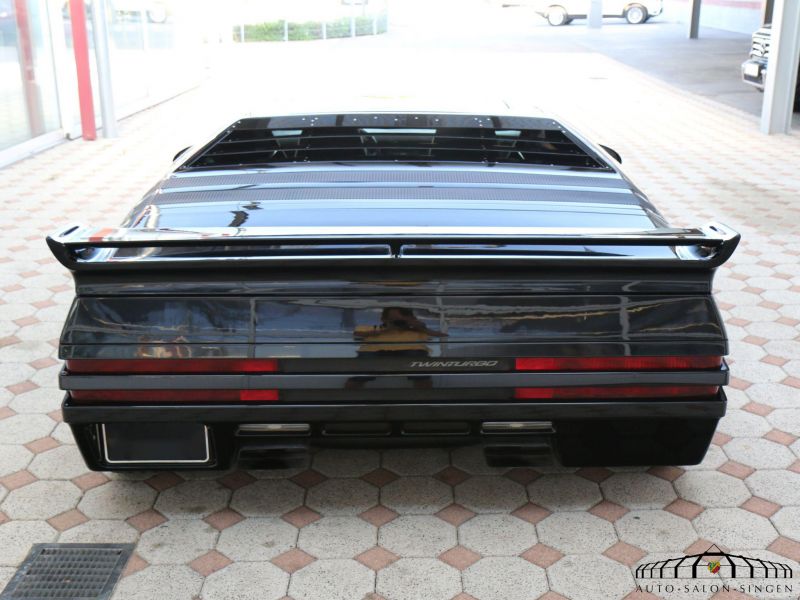 Vector W8 Twin Turbo Coupe