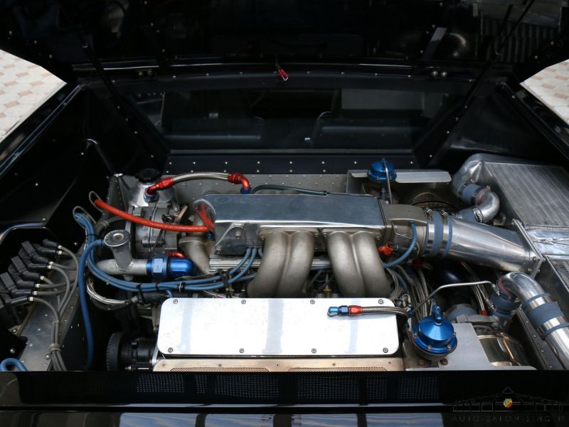 Vector W8 Twin Turbo Coupe