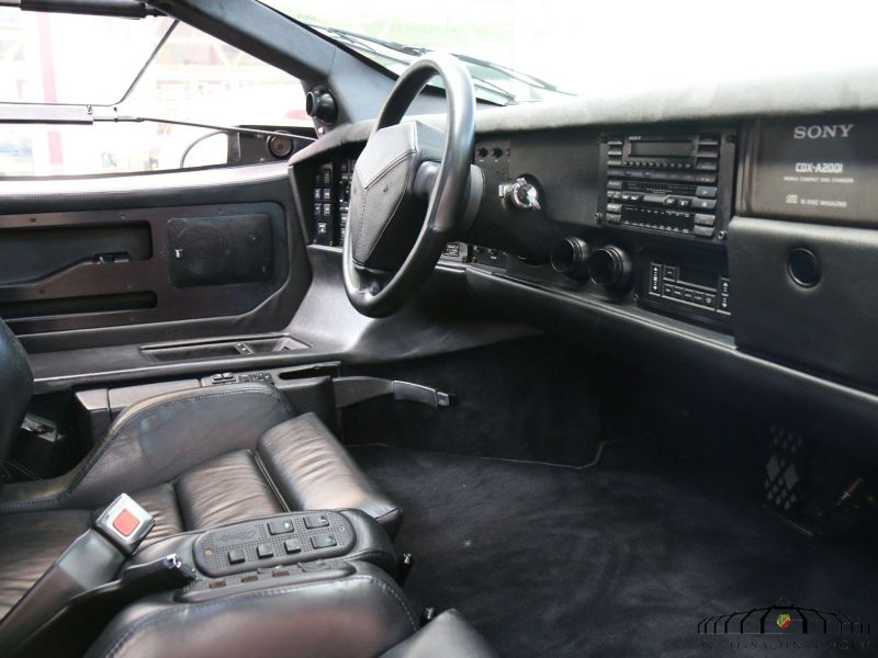 Vector W8 Twin Turbo Coupe