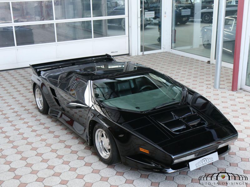 Vector W8 Twin Turbo Coupe
