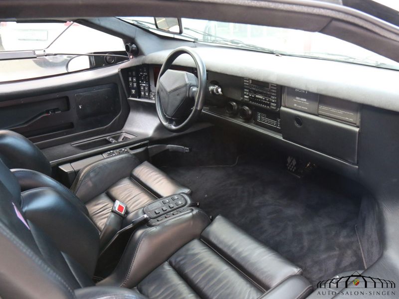 Vector W8 Twin Turbo Coupe