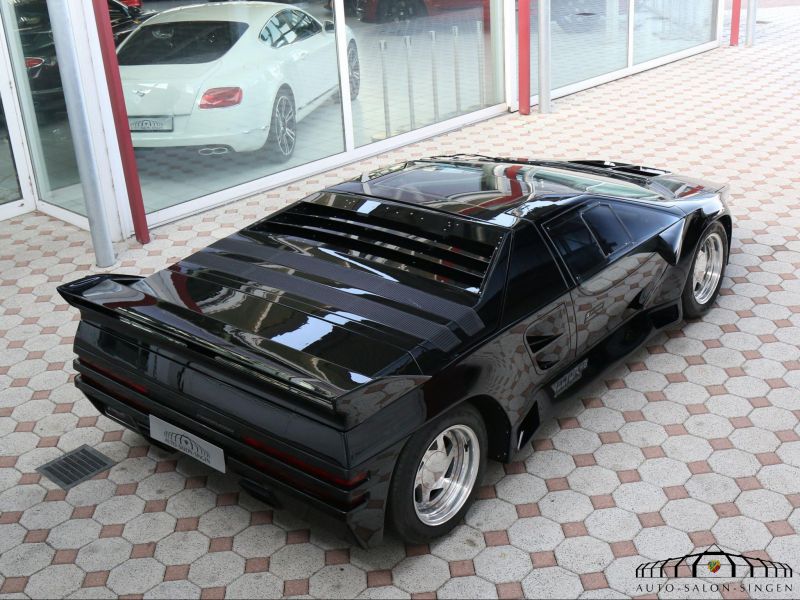 Vector W8 Twin Turbo Coupe