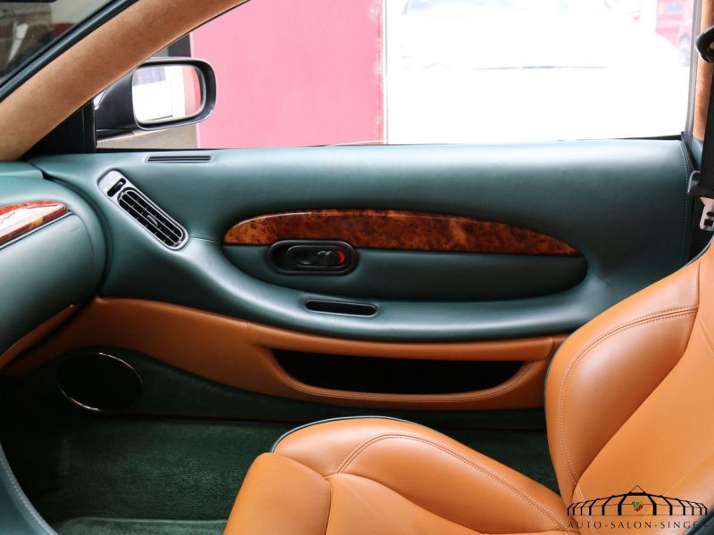 Aston Martin DB7 Vantage