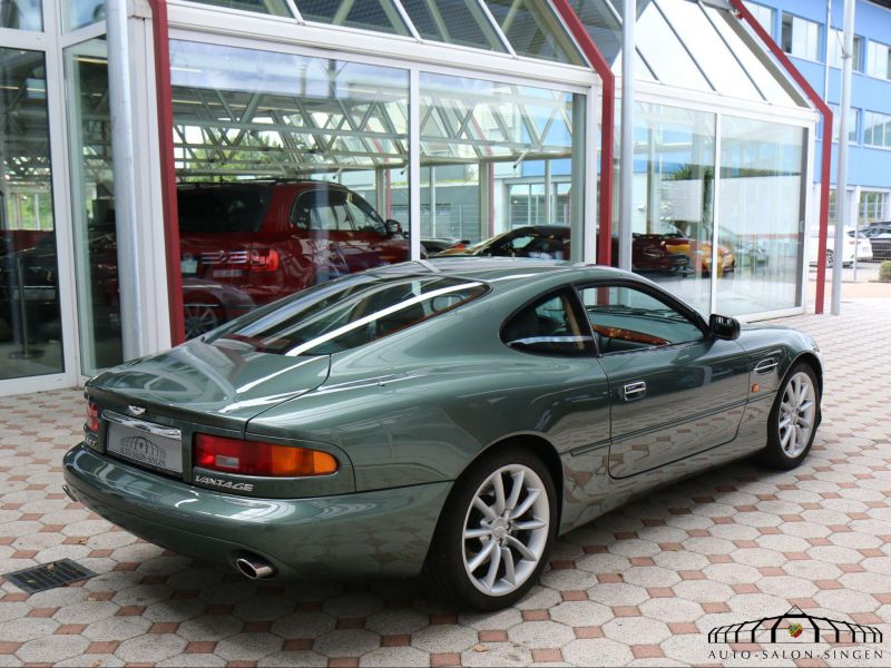 Aston Martin DB7 Vantage