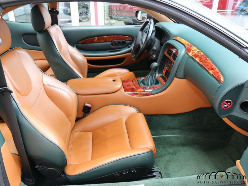 Aston Martin DB7 Vantage