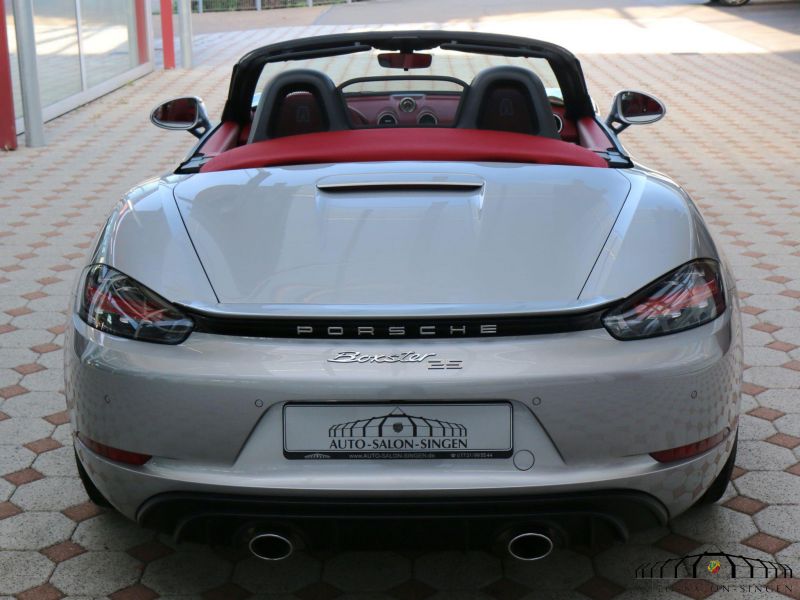 Porsche Boxster 25 Jahre - 718