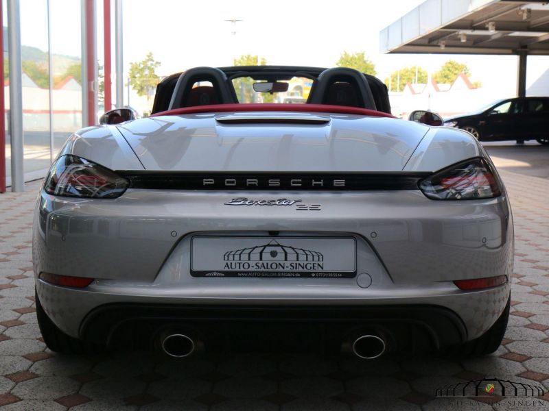 Porsche Boxster 25 Jahre - 718