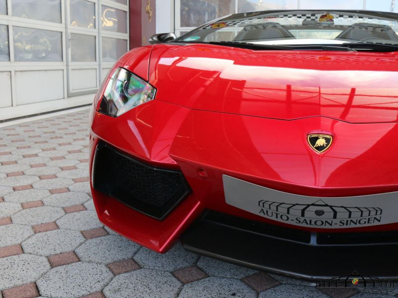 Lamborghini Aventador Roadster LP700-4