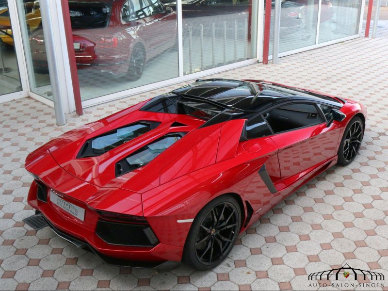 Lamborghini Aventador Roadster LP700-4