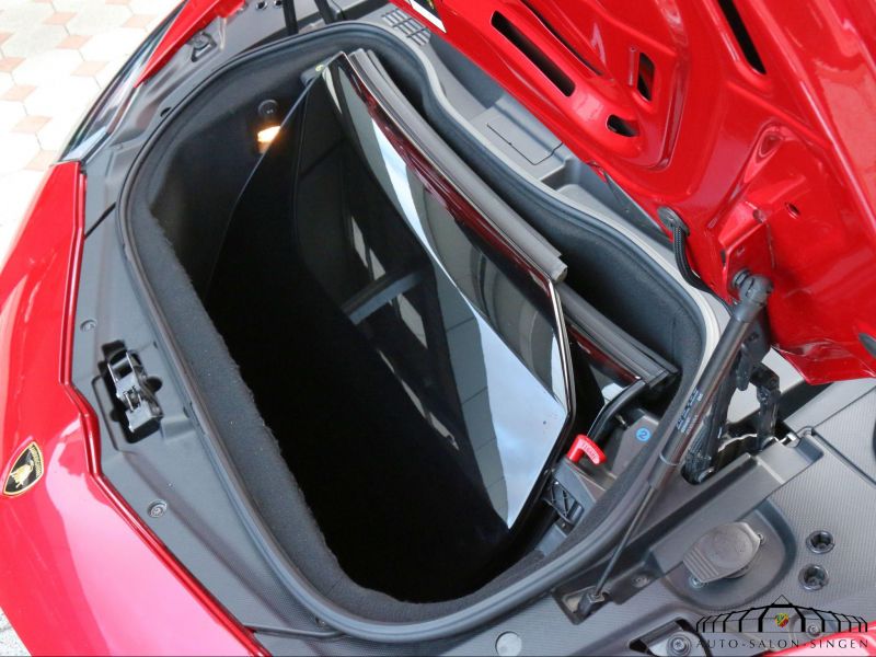 Lamborghini Aventador Roadster LP700-4