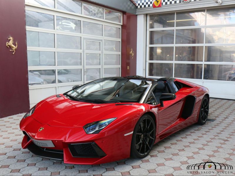 Lamborghini Aventador Roadster LP700-4