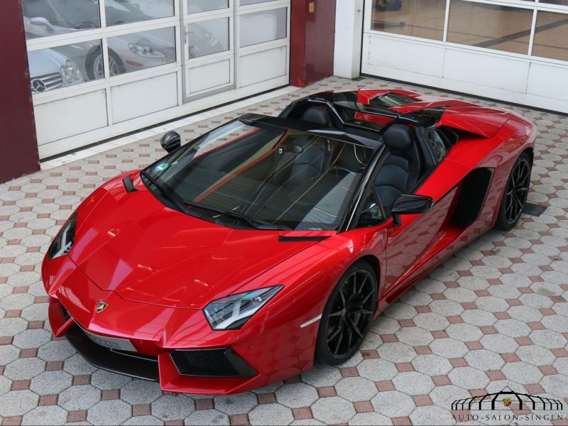 Lamborghini Aventador Roadster LP700-4