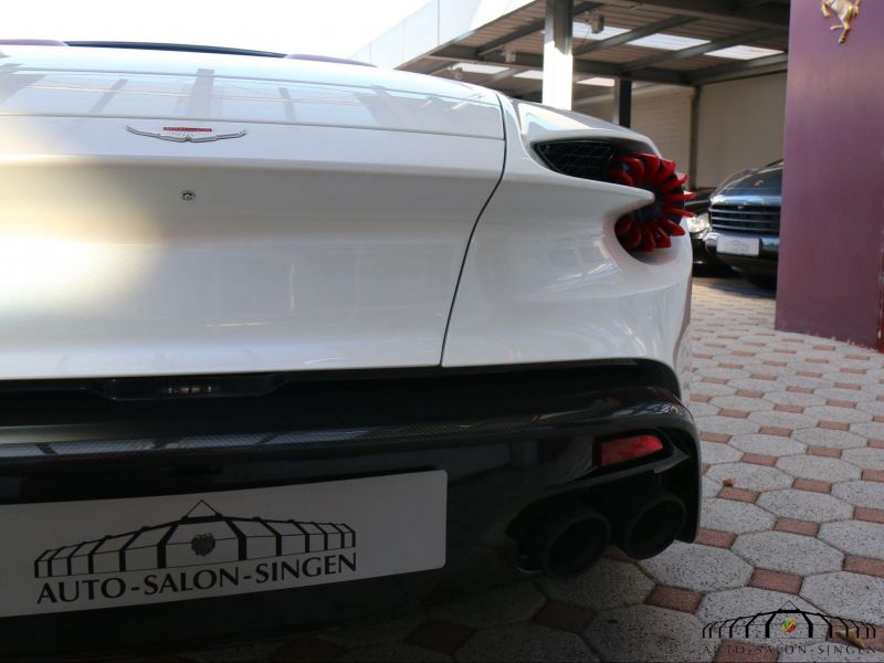 Aston Martin Vanquish Zagato Volante